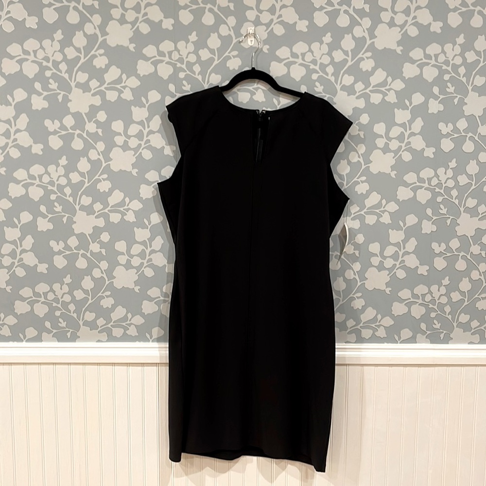 NWT BarIII black cap sleeve dress, size XXL
